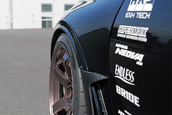 フェンダーモール