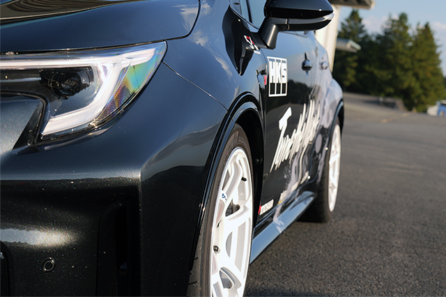 フェンダーモール